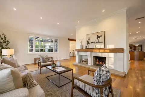 Living - 630 W Devon, Long Beach, CA 90807 photo 3 of 5