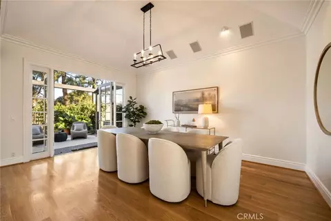 Dining - 630 W Devon, Long Beach, CA 90807 photo 2 of 3