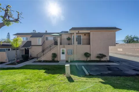 955 Las Lomas Dr #D, La Habra, CA 90631