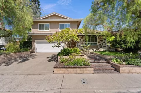 6301 E Bixby Hl, Long Beach, CA 90815