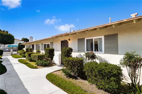 Exterior - 3139 E Chapman #3B, Orange, CA 92869 photo 2 of 6
