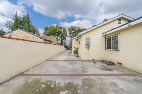 Exterior - 1656 E 63rd, Long Beach, CA 90805 photo 11 of 15