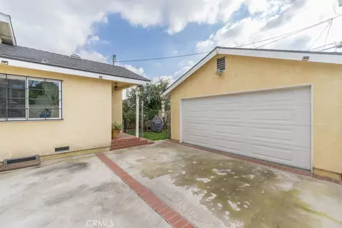 Exterior - 1656 E 63rd, Long Beach, CA 90805 photo 8 of 15