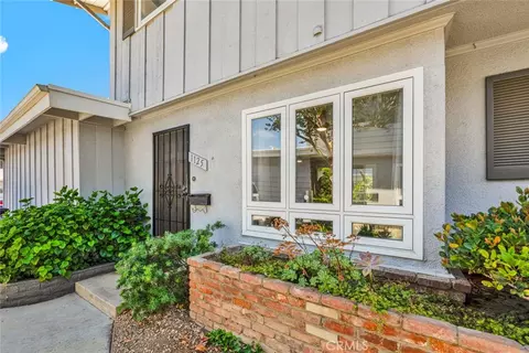 1125 E 1st St, Tustin, CA 92780