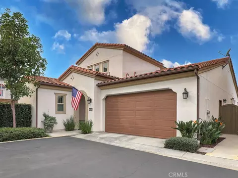 10947 Carrillo Ct, Cypress, CA 90720