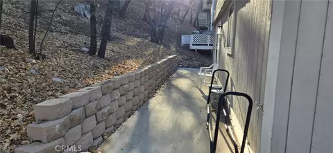 Exterior - 43532 Bow Cyn, Big Bear Lake, CA 92315 photo 6 of 9