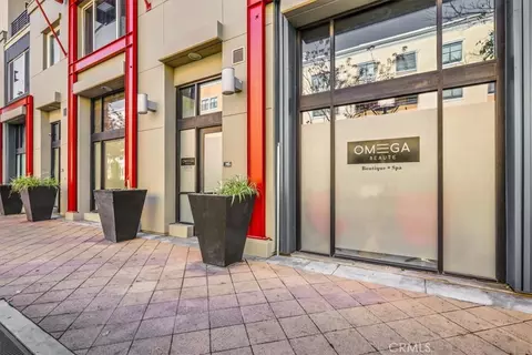 300 E 4th St #103, Long Beach, CA 90802
