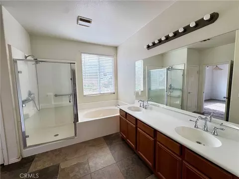 Bath - 13831 Coolidge, Oak Hills, CA 92344 photo 3 of 3
