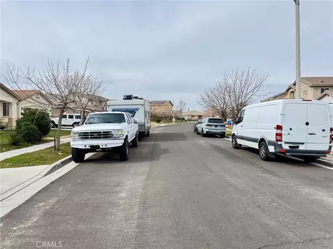 Exterior - 13831 Coolidge, Oak Hills, CA 92344 photo 6 of 7