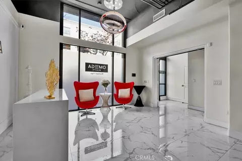 Entry Way - 300 E 4th St, Long Beach, CA 90802 photo 2 of 5