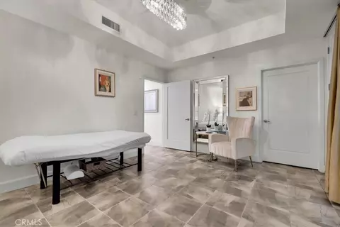 Bedroom - 300 E 4th St, Long Beach, CA 90802 photo 3 of 3
