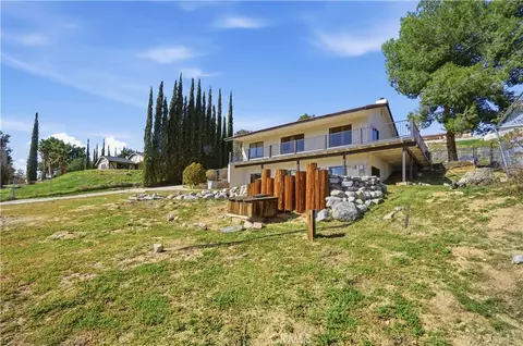 Exterior - 17454 Buckthorn, Hesperia, CA 92345 photo 1 of 9