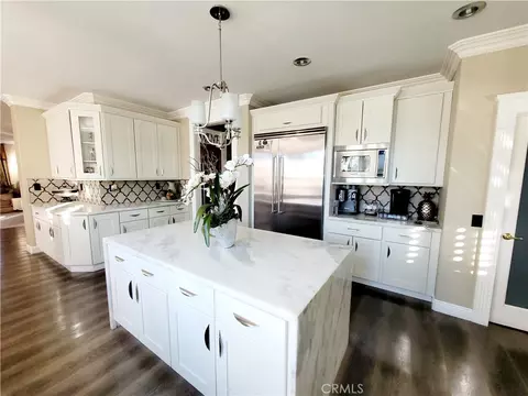 Kitchen - 14119 Ashton Ln, Riverside, CA 92508 photo 2 of 4
