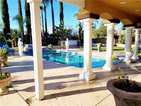 Exterior - 14119 Ashton Ln, Riverside, CA 92508 photo 4 of 9