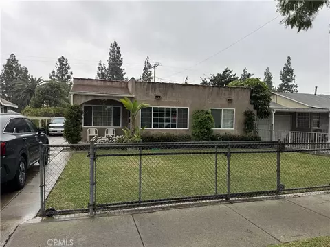1030 W Myrtle St, Santa Ana, CA 92703