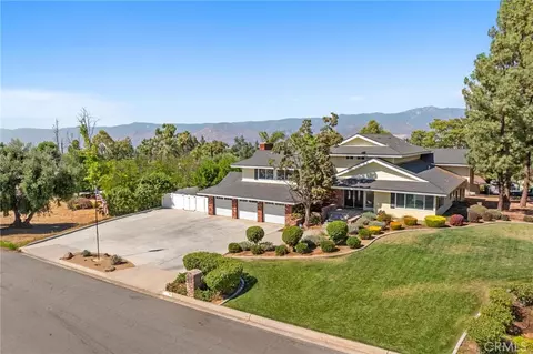 30746 E Sunset Dr S, Redlands, CA 92373