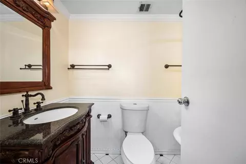 Bath - 525 E Seaside Way #409, Long Beach, CA 90802 photo 3 of 4