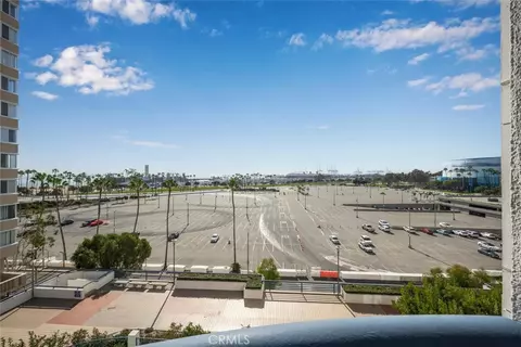 Exterior - 525 E Seaside Way #409, Long Beach, CA 90802 photo 1 of 7
