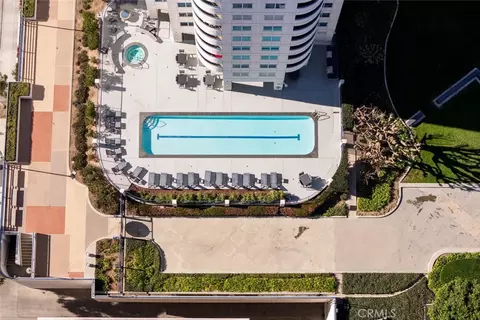 Exterior - 525 E Seaside Way #409, Long Beach, CA 90802 photo 3 of 7