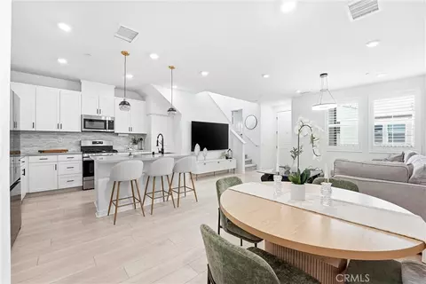 3956 Lavine Way #110, Corona, CA 92883