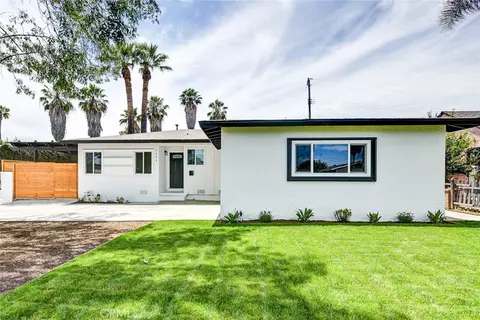 1613 S Roosevelt Ave, Fullerton, CA 92832