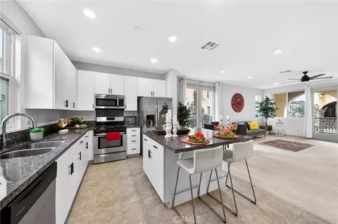 809 S Anaheim Blvd #106, Anaheim, CA 92805