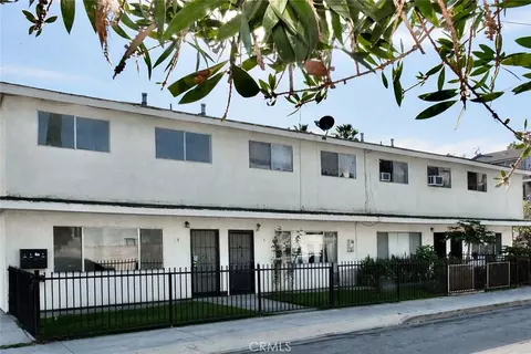 2408 E 17th St, Long Beach, CA 90804