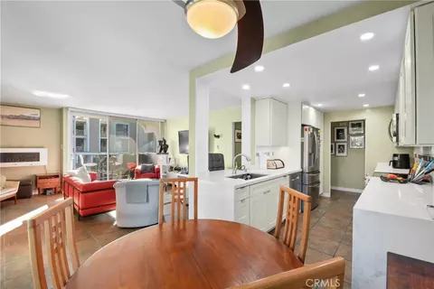 Dining - 2101 E 2nd St #305, Long Beach, CA 90803 photo 1 of 2