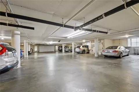 Exterior - 2101 E 2nd St #305, Long Beach, CA 90803 photo 6 of 6