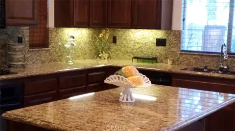 Kitchen - 31464 Daybreak Ct, Menifee, CA 92584 photo 4 of 4