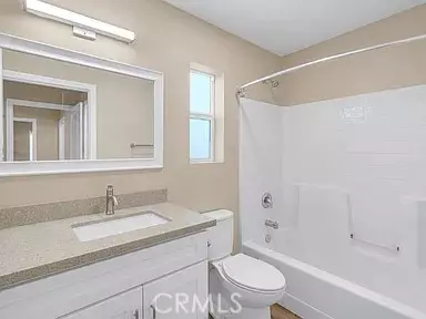 Bath - 1111 N Mulberry, Compton, CA 90222 photo 3 of 3