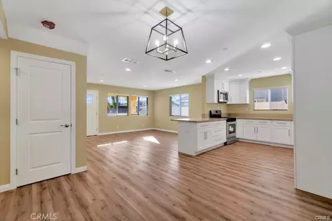 Living - 1111 N Mulberry, Compton, CA 90222 photo 2 of 12