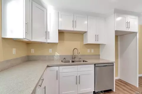 Kitchen - 1111 N Mulberry, Compton, CA 90222 photo 2 of 4