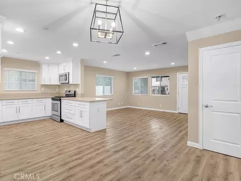Living - 1111 N Mulberry, Compton, CA 90222 photo 8 of 12