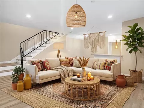 Living - 1111 N Mulberry, Compton, CA 90222 photo 6 of 12