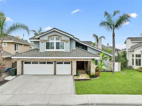4644 Portofino Cir, Cypress, CA 90630