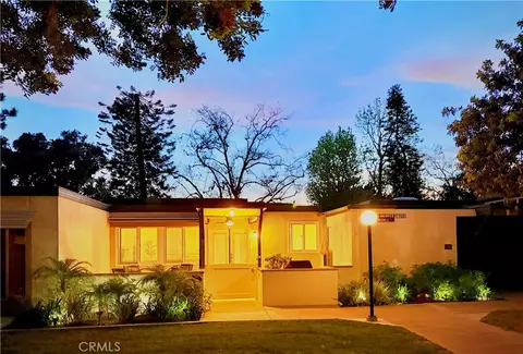 13360 Del Monte Dr #M15-2C, Seal Beach, CA 90740