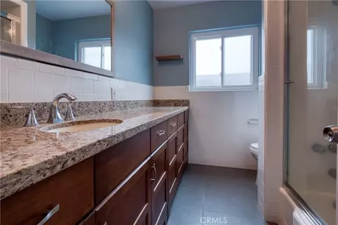 Bath - 1130 E 1st, Long Beach, CA 90802 photo 1 of 2
