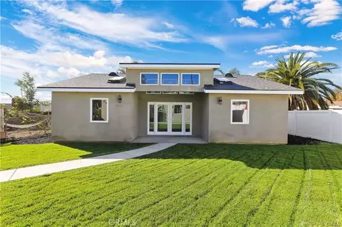 552 N Cambridge St, Orange, CA 92867