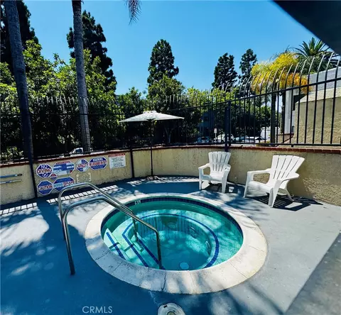 Exterior - 1237 E 6th #106, Long Beach, CA 90802 photo 2 of 2
