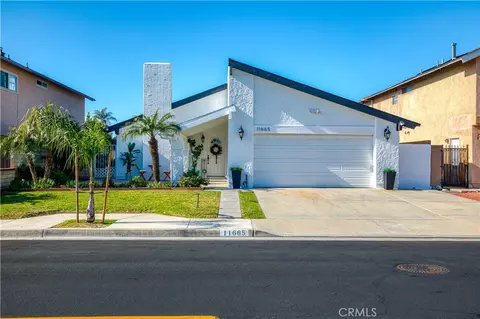 11665 Mindanao St, Cypress, CA 90630