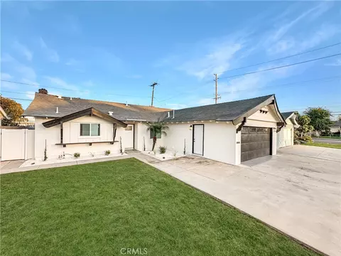 17452 Jefferson, Huntington Beach, CA 92647