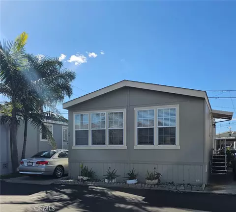 1684 Whittier Ave #20, Costa Mesa, CA 92627