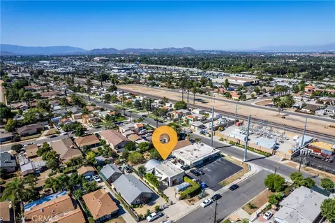 View/Area - 3172 Cary St, Riverside, CA 92504 photo 2 of 5