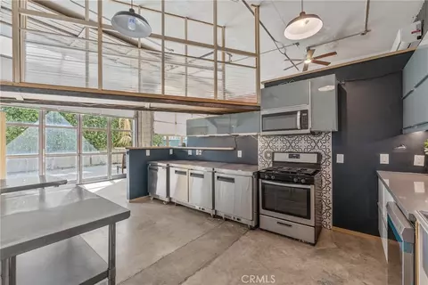 Kitchen - 3172 Cary St, Riverside, CA 92504 photo 4 of 4