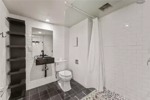 Bath - 3172 Cary St, Riverside, CA 92504 photo 1 of 2