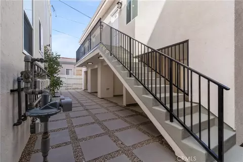 Exterior - 1827 E 4th St, Long Beach, CA 90802 photo 7 of 12