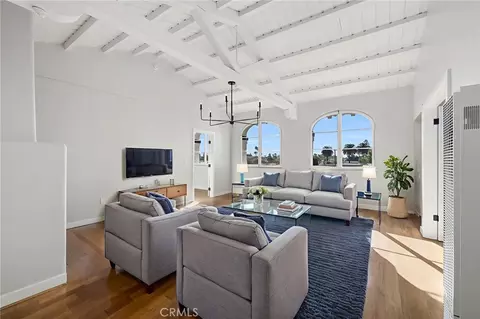 Living - 1827 E 4th St, Long Beach, CA 90802 photo 9 of 16