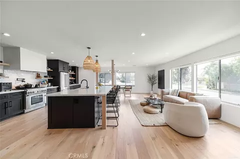 5681 E Colorado St, Long Beach, CA 90814