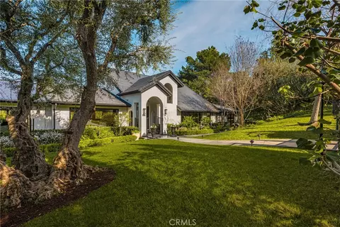 9821 Brentwood Dr, North Tustin, CA 92705